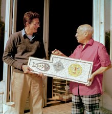 Pablo Picasso et Hjalmar Boyesen à  la villa « La Californie », octobre 1956